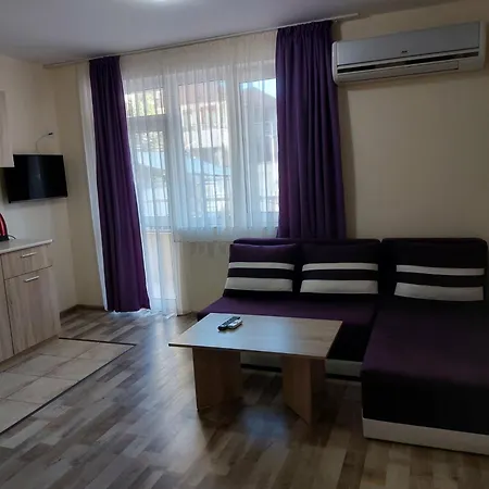 Diamandievi נסבר